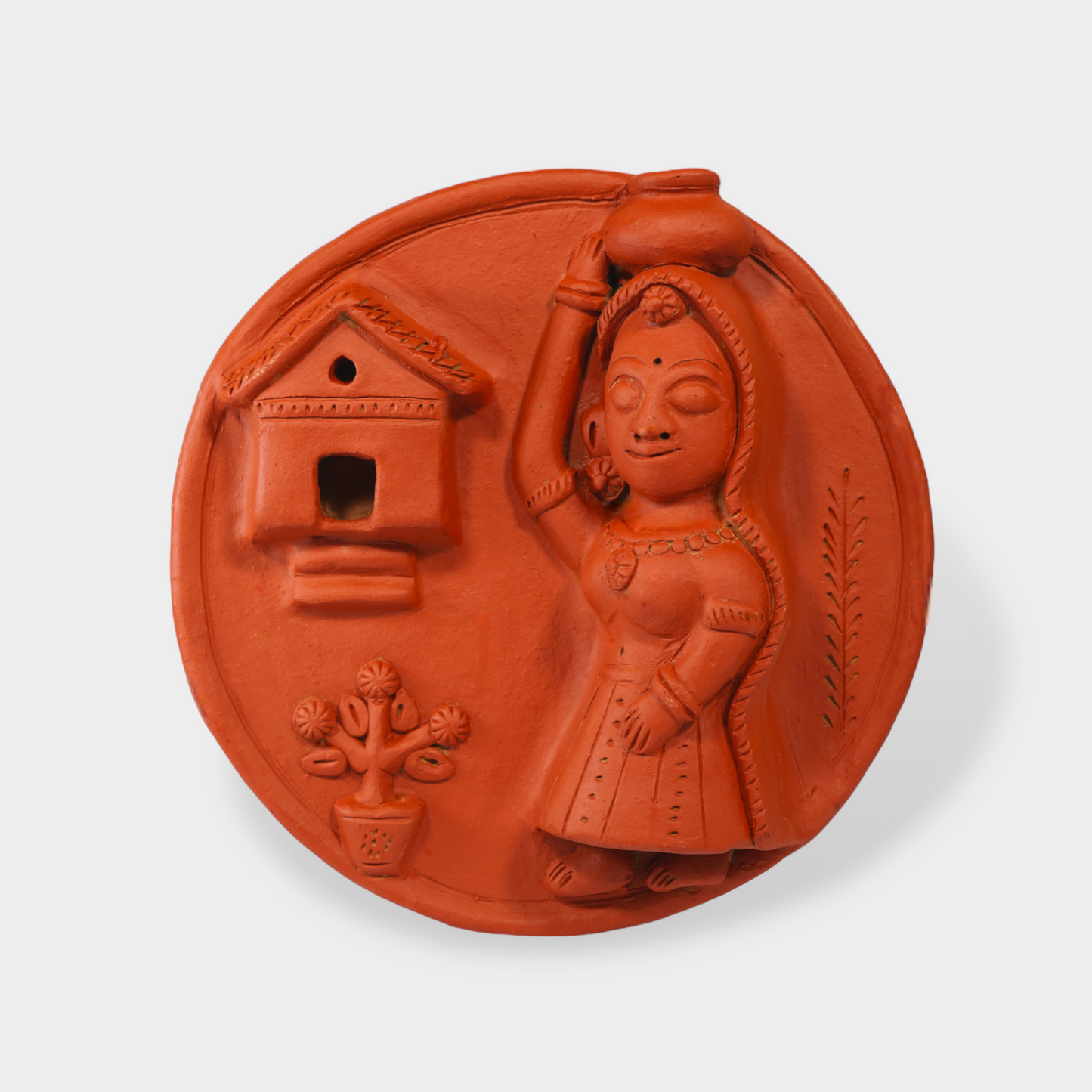 Molela Wall Plate - Woman carrying pot 8"