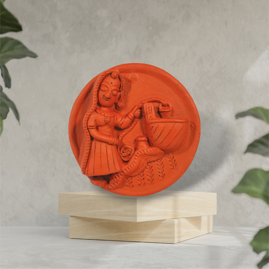 Molela Wall Plate - Woman at the well 8"