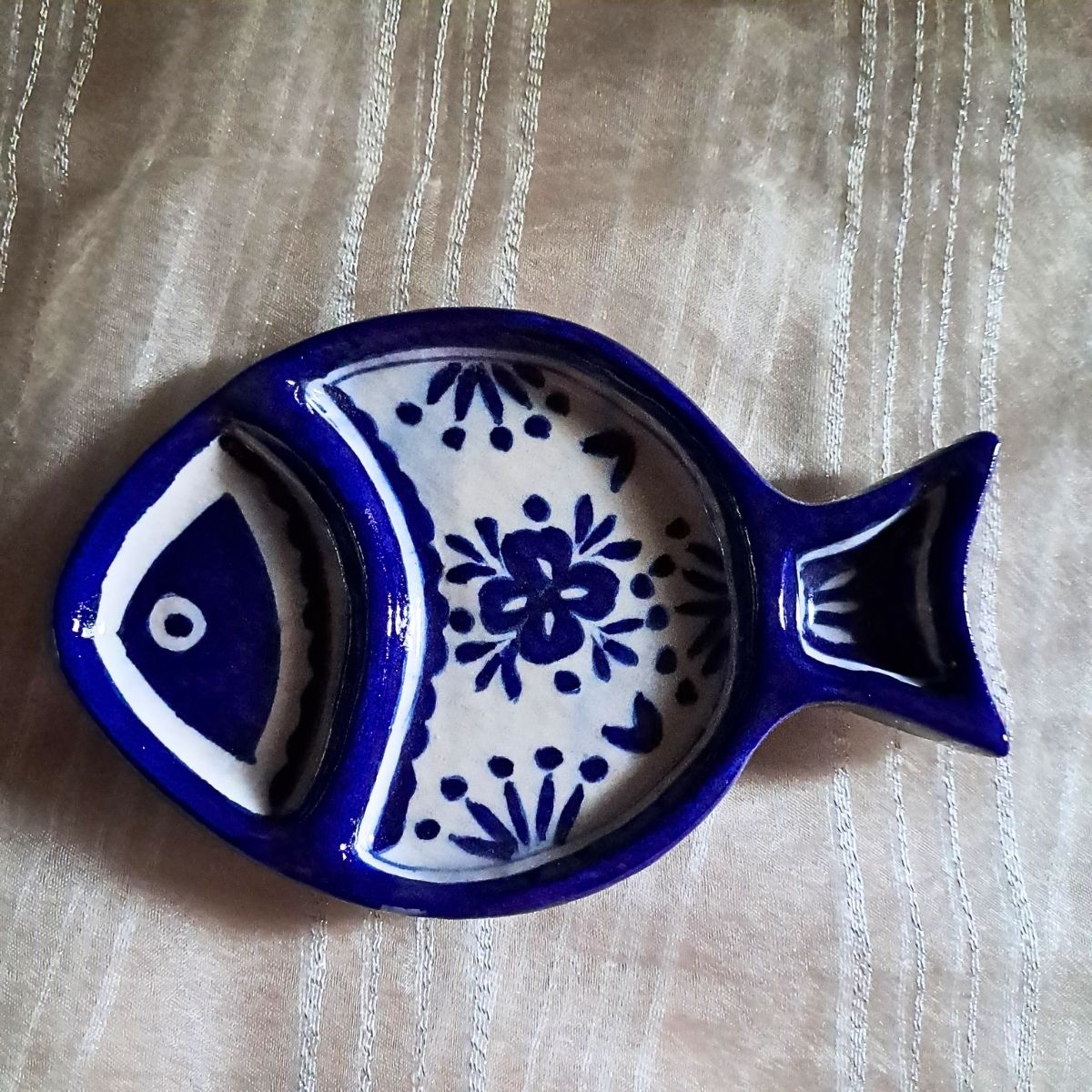 Jaipur Blue Pottery Round Fishy Plate