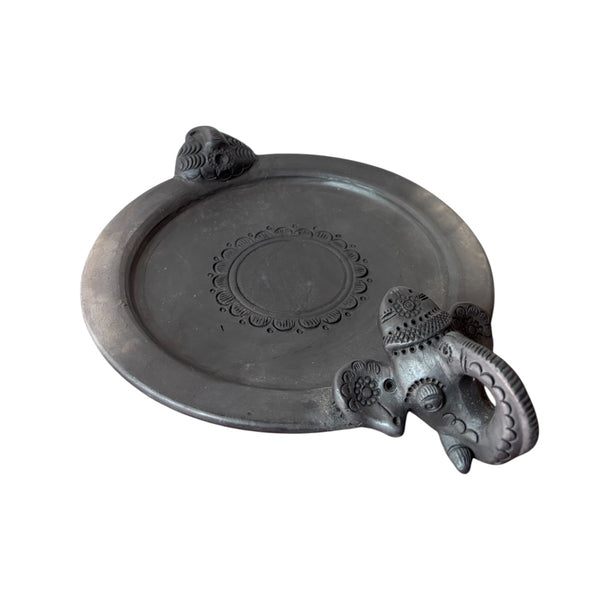 Sawai Madhopur Black Terracotta Elephant Serving Tray – Not So Perfect 1
