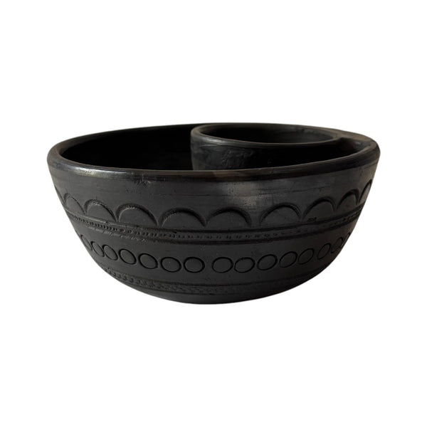 Sawai Madhopur Black Terracotta Chip n Dip bowl Not So Perfect 4