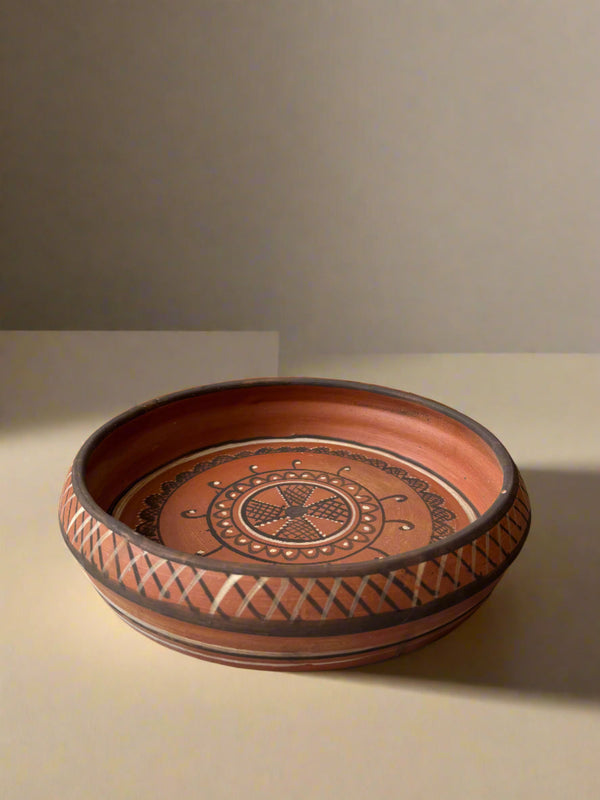 Gundiyali Terracotta Hand-painted Serving Platter - 11 Inch
