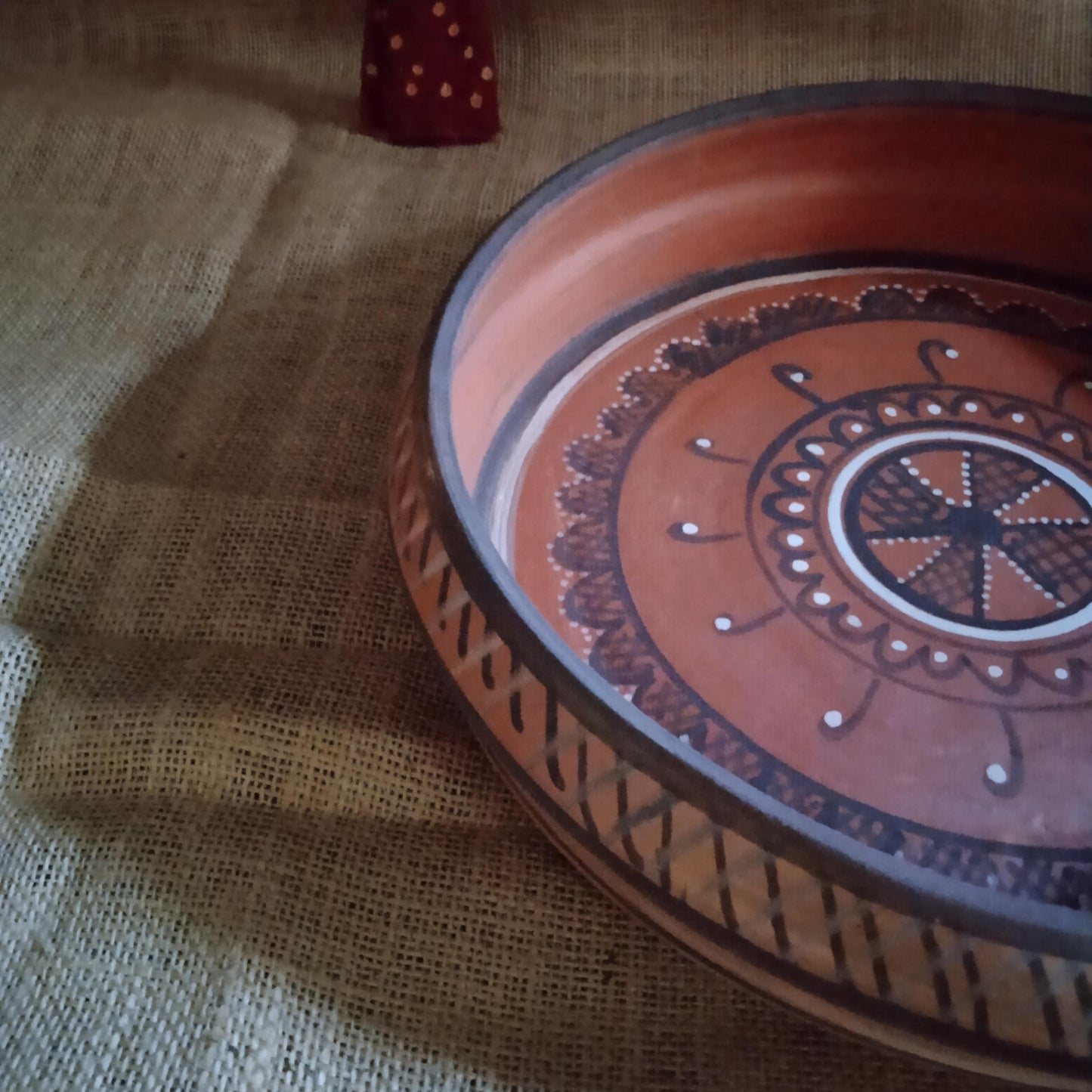 Gundiyali Terracotta Hand-painted Serving Platter - 11 Inch