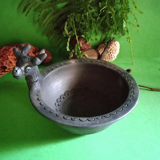 Sawai Madhopur Black Terracotta Serving Bowl - Deer theme